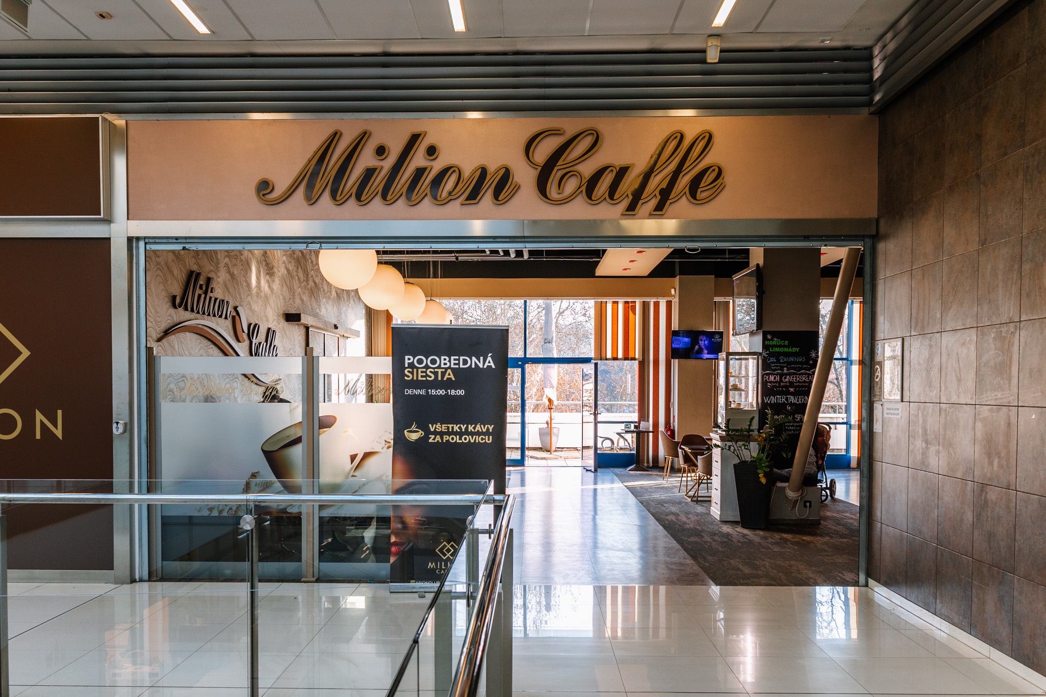 milion caffe 2